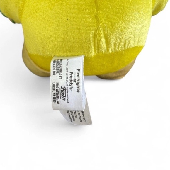 Funko FNAF Radioactive Foxy Plush Neon Yellow Green Rare Five Nights At Freddy’s - Picture 4 of 4